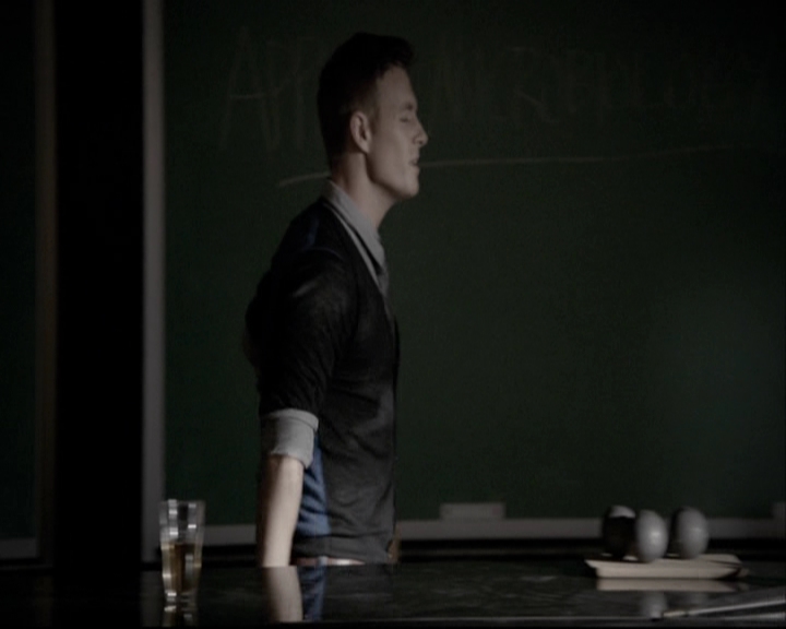 VampireDiariesWorld-dot-org_S5-IKnowWhatYouDid---InTheLast100Episodes0384.jpg