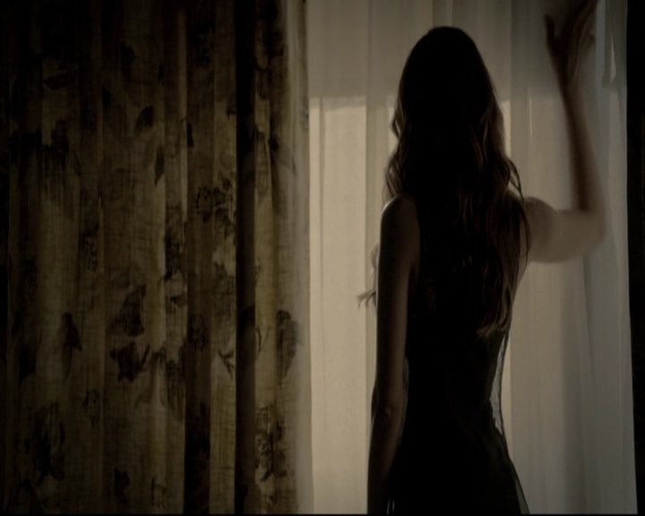 VampireDiariesWorld-dot-org_S5-TheVampireDiariesToTheOtherSideAndBack0072.jpg