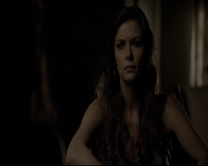 VampireDiariesWorld-dot-org_S5-TheVampireDiariesToTheOtherSideAndBack0094.jpg