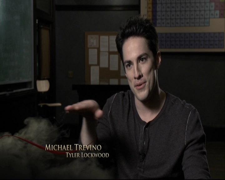 VampireDiariesWorld-dot-org_S5-TheVampireDiariesToTheOtherSideAndBack0164.jpg