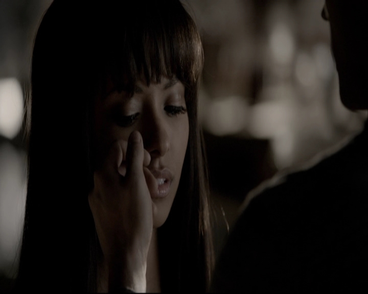 VampireDiariesWorld-dot-org_S5-TheVampireDiariesToTheOtherSideAndBack0441.jpg