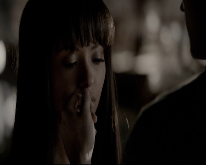 VampireDiariesWorld-dot-org_S5-TheVampireDiariesToTheOtherSideAndBack0442.jpg