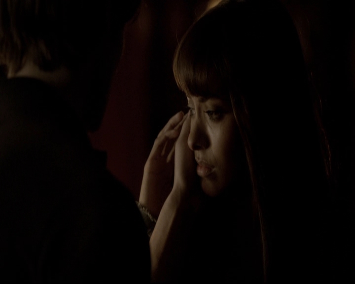 VampireDiariesWorld-dot-org_S5-TheVampireDiariesToTheOtherSideAndBack0450.jpg