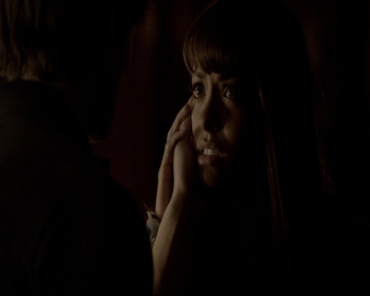 VampireDiariesWorld-dot-org_S5-TheVampireDiariesToTheOtherSideAndBack0451.jpg