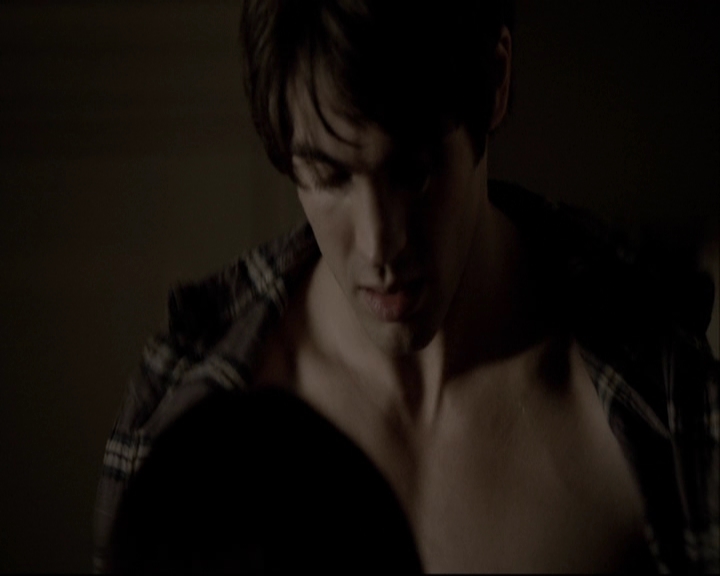VampireDiariesWorld-dot-org_S5-TheVampireDiariesToTheOtherSideAndBack0472.jpg