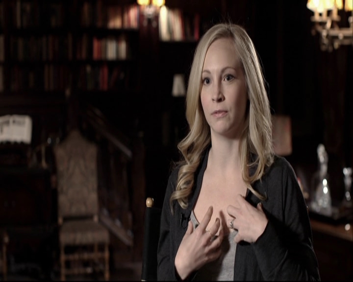 VampireDiariesWorld-dot-org_S5-TheVampireDiariesToTheOtherSideAndBack0522.jpg