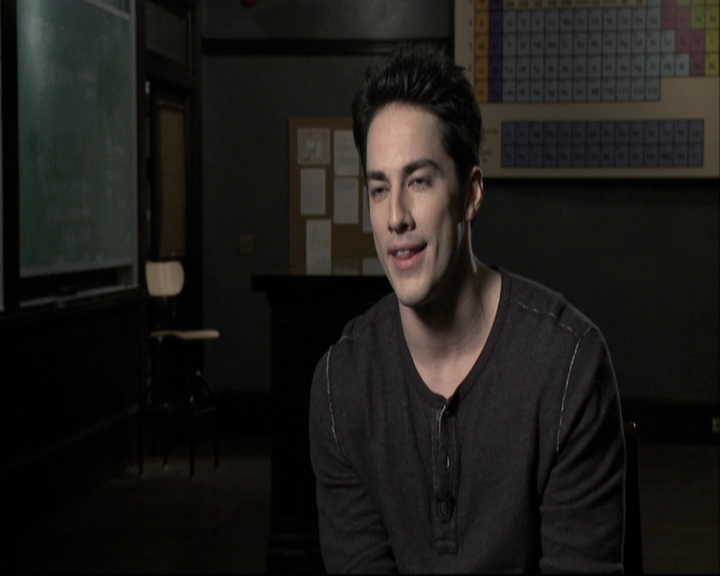 VampireDiariesWorld-dot-org_S5-TheVampireDiariesToTheOtherSideAndBack0533.jpg