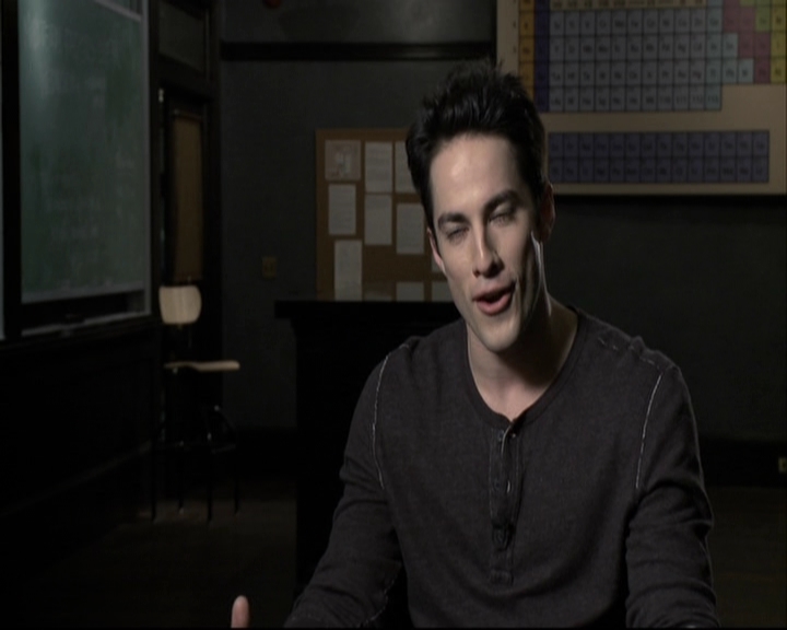 VampireDiariesWorld-dot-org_S5-TheVampireDiariesToTheOtherSideAndBack0540.jpg