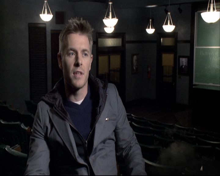 VampireDiariesWorld-dot-org_S5-TheVampireDiariesToTheOtherSideAndBack0542.jpg