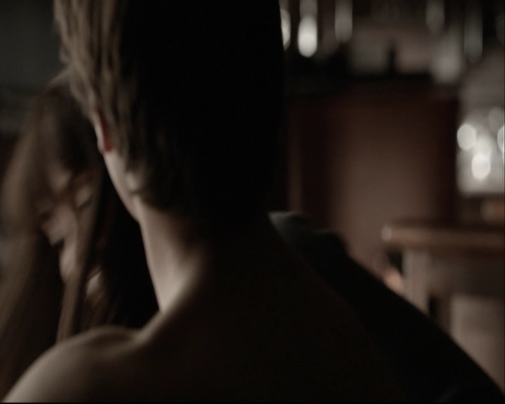 VampireDiariesWorld-dot-org_S5-SeconBite_GAGReel0003.jpg