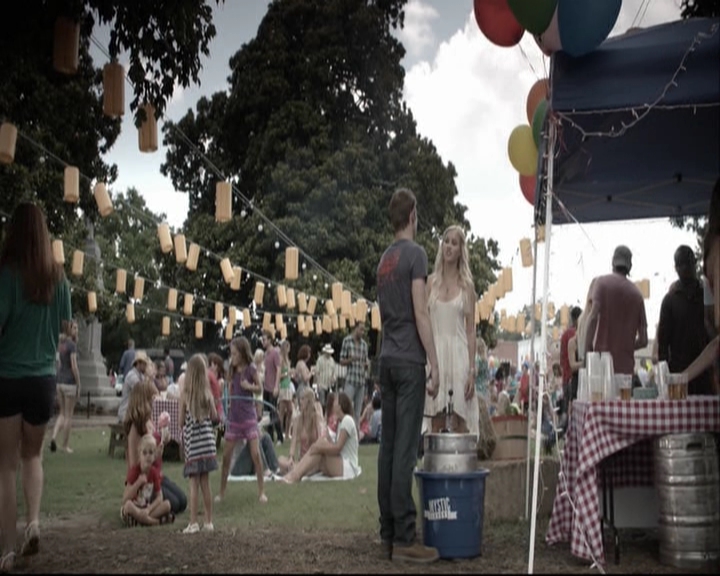 VampireDiariesWorld-dot-org_S5-SeconBite_GAGReel0019.jpg