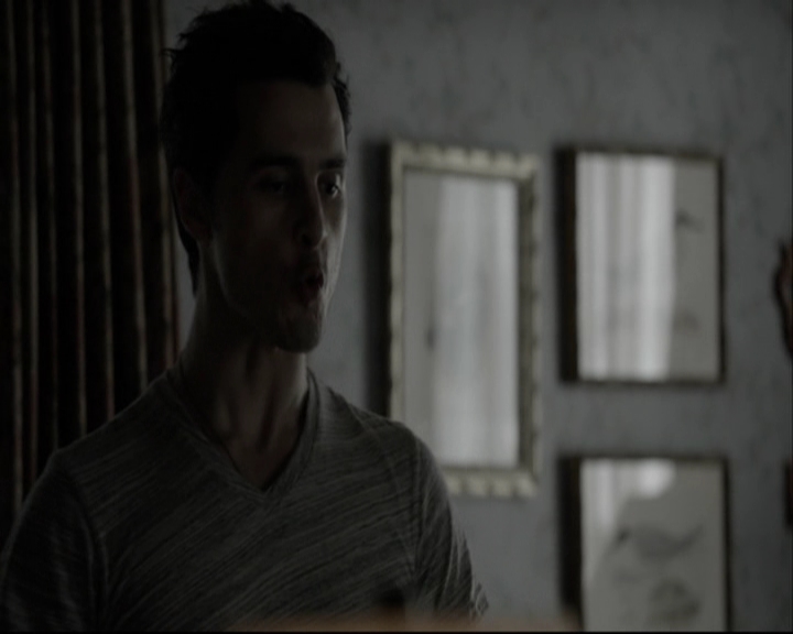 VampireDiariesWorld-dot-org_S5-SeconBite_GAGReel0047.jpg