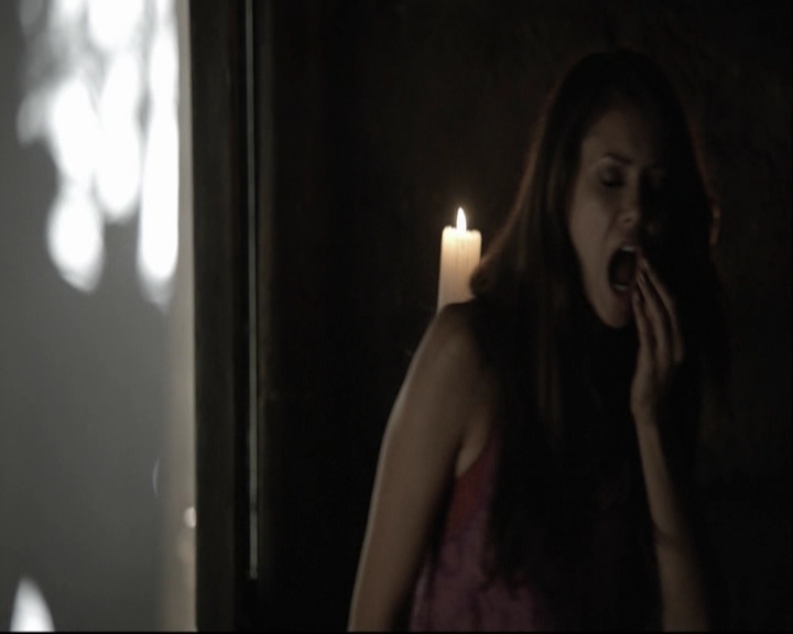 VampireDiariesWorld-dot-org_S5-SeconBite_GAGReel0064.jpg