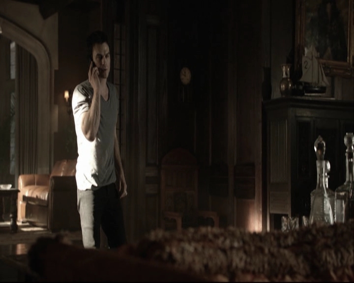 VampireDiariesWorld-dot-org_S5-SeconBite_GAGReel0076.jpg