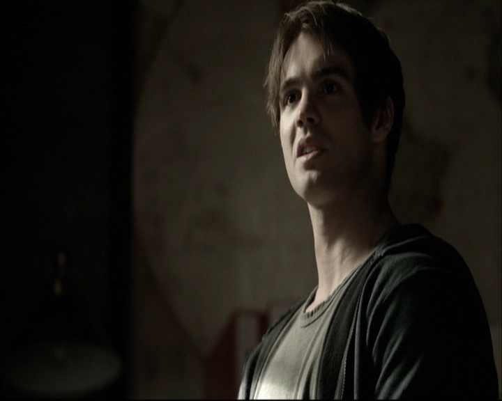 VampireDiariesWorld-dot-org_S5-SeconBite_GAGReel0100.jpg