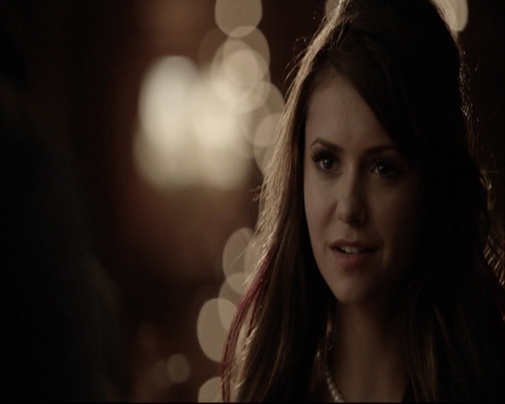 VampireDiariesWorld-dot-org_S5-SeconBite_GAGReel0122.jpg