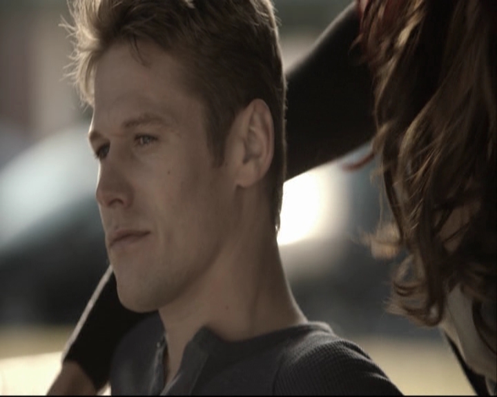 VampireDiariesWorld-dot-org_S5-SeconBite_GAGReel0185.jpg