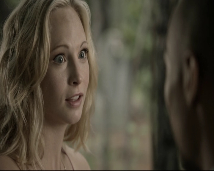 VampireDiariesWorld-dot-org_S5-SeconBite_GAGReel0202.jpg