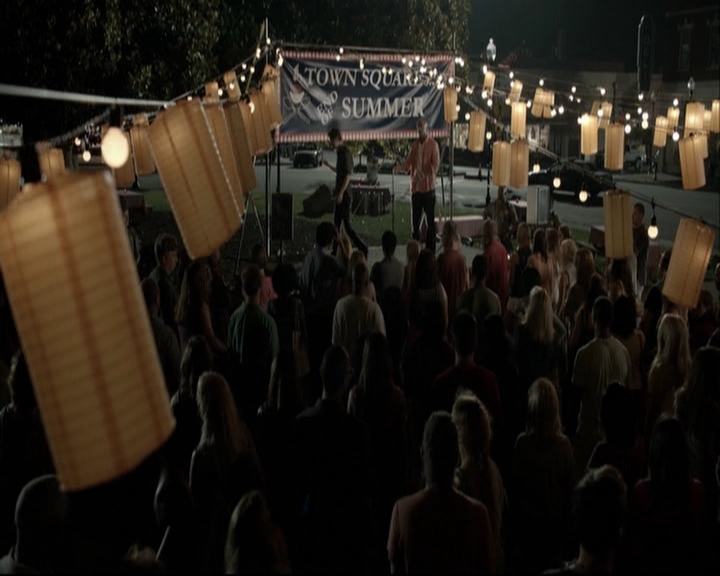 VampireDiariesWorld-dot-org_S5-SeconBite_GAGReel0207.jpg