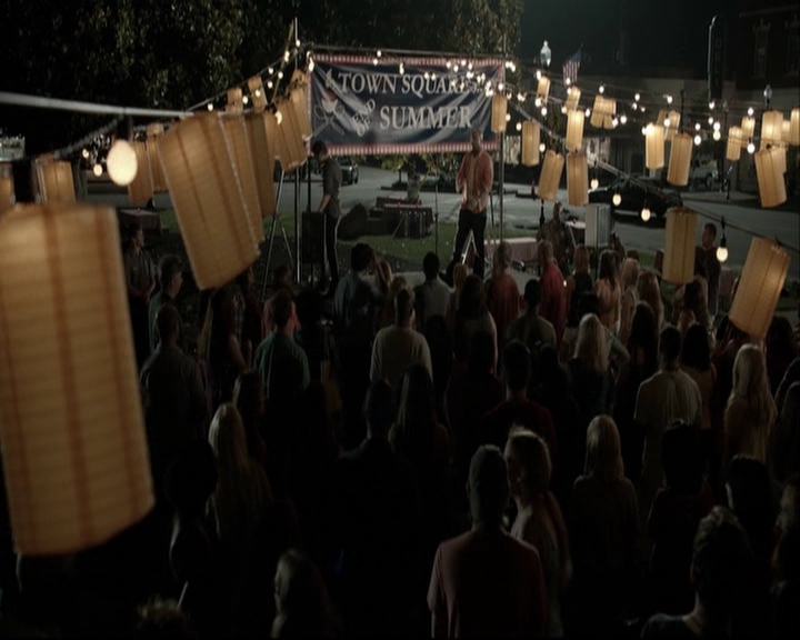 VampireDiariesWorld-dot-org_S5-SeconBite_GAGReel0208.jpg