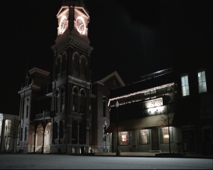 VampireDiariesWorld-dot-org_S5-SeconBite_GAGReel0220.jpg