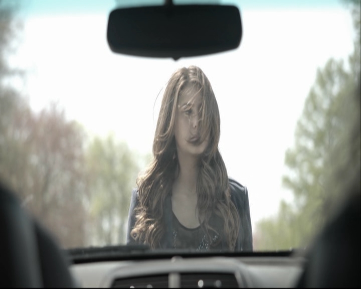 VampireDiariesWorld-dot-org_S5-SeconBite_GAGReel0228.jpg