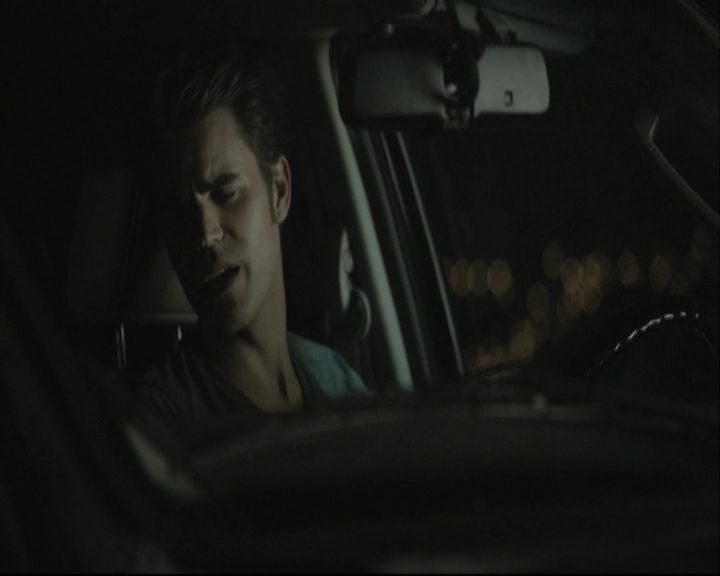 VampireDiariesWorld-dot-org_S5-SeconBite_GAGReel0240.jpg