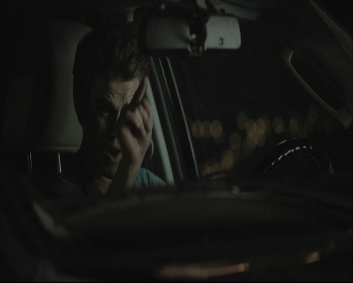 VampireDiariesWorld-dot-org_S5-SeconBite_GAGReel0246.jpg