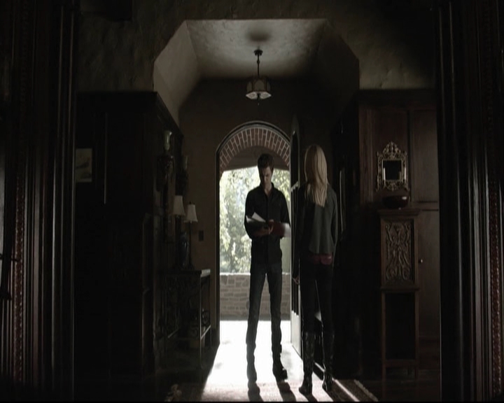 VampireDiariesWorld-dot-org_S5-SeconBite_GAGReel0267.jpg