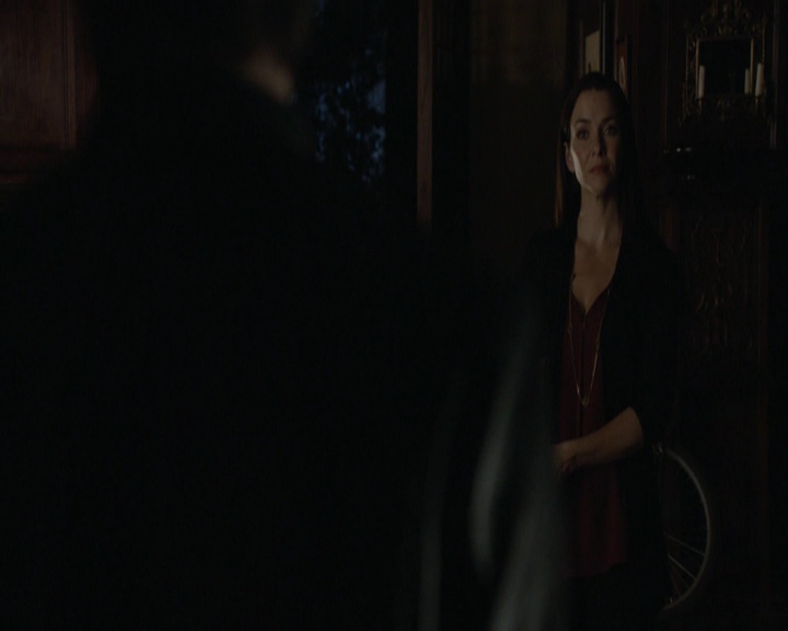 VampireDiariesWorld-dot-nl_7x01DayOneOfTwentyThousandGiveOrTake-deletedscenes0044.jpg VampireDiariesWorld-dot-nl_7x01DayOneOfTwentyThousandGiveOrTake-deletedscenes0044.jpg
