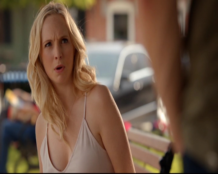 VampireDiariesWorld-dot-nl_7x01DayOneOfTwentyThousandGiveOrTake0116.jpg