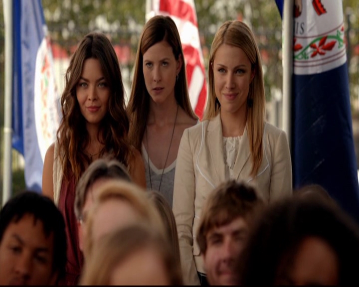 VampireDiariesWorld-dot-nl_7x01DayOneOfTwentyThousandGiveOrTake1237.jpg VampireDiariesWorld-dot-nl_7x01DayOneOfTwentyThousandGiveOrTake1237.jpg