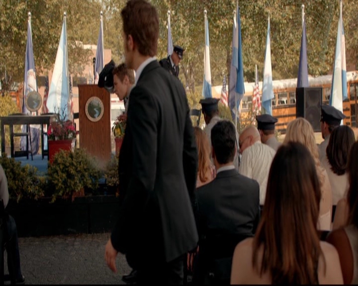 VampireDiariesWorld-dot-nl_7x01DayOneOfTwentyThousandGiveOrTake1282.jpg VampireDiariesWorld-dot-nl_7x01DayOneOfTwentyThousandGiveOrTake1282.jpg