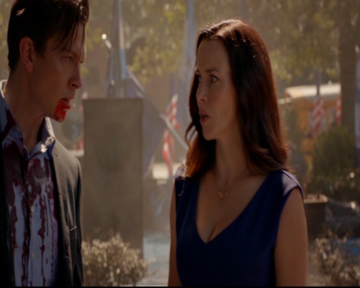 VampireDiariesWorld-dot-nl_7x01DayOneOfTwentyThousandGiveOrTake1366.jpg VampireDiariesWorld-dot-nl_7x01DayOneOfTwentyThousandGiveOrTake1366.jpg