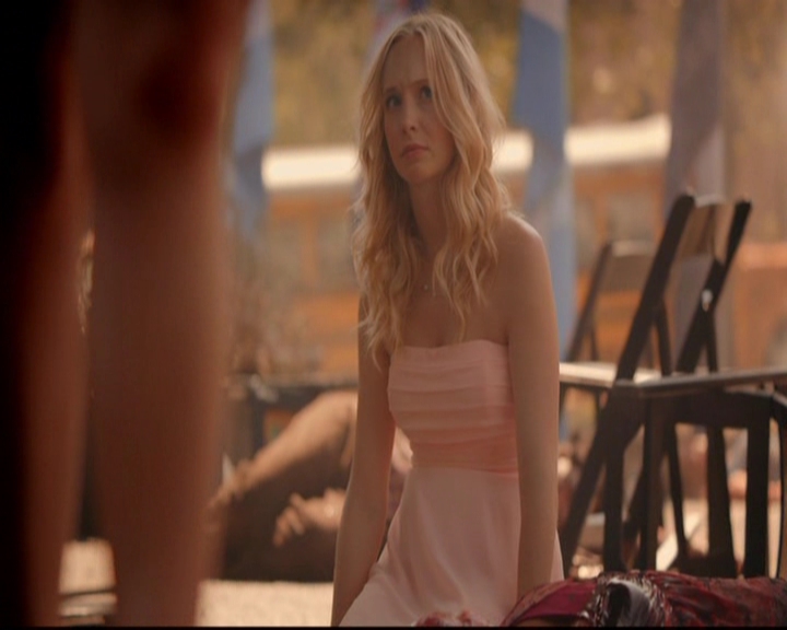 VampireDiariesWorld-dot-nl_7x01DayOneOfTwentyThousandGiveOrTake1386.jpg VampireDiariesWorld-dot-nl_7x01DayOneOfTwentyThousandGiveOrTake1386.jpg