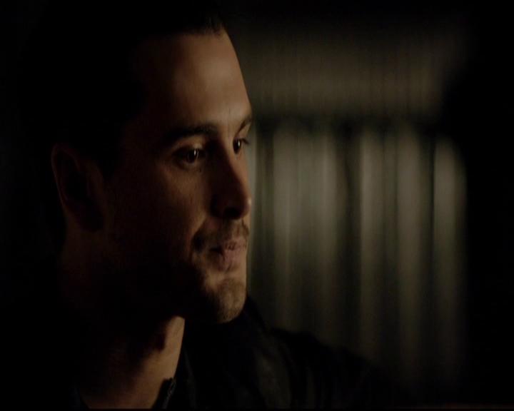 VampireDiariesWorld-dot-nl_7x01DayOneOfTwentyThousandGiveOrTake2202.jpg