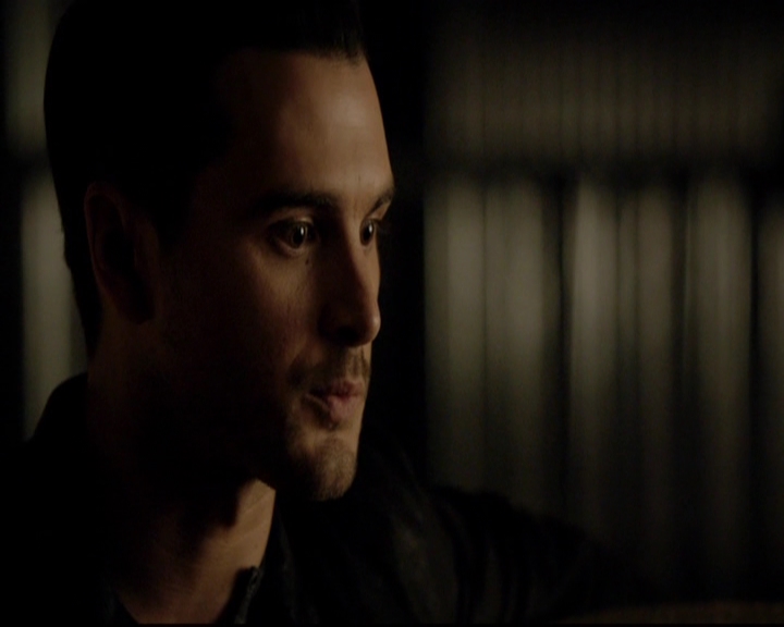 VampireDiariesWorld-dot-nl_7x01DayOneOfTwentyThousandGiveOrTake2203.jpg