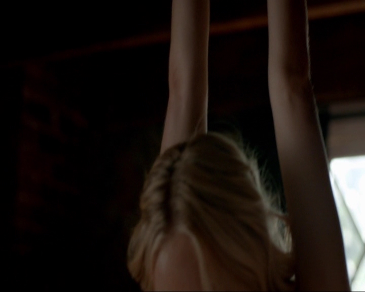 VampireDiariesWorld-dot-nl_7x02NeverLetMeGo0781.jpg