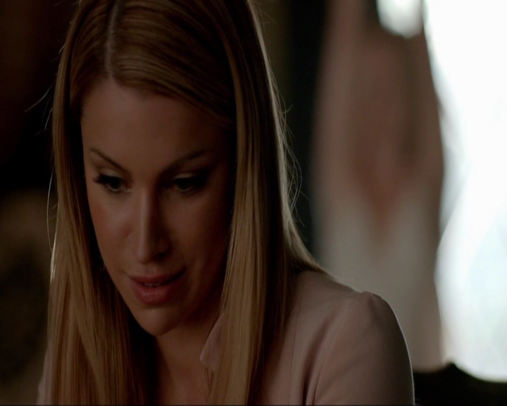 VampireDiariesWorld-dot-nl_7x02NeverLetMeGo0810.jpg