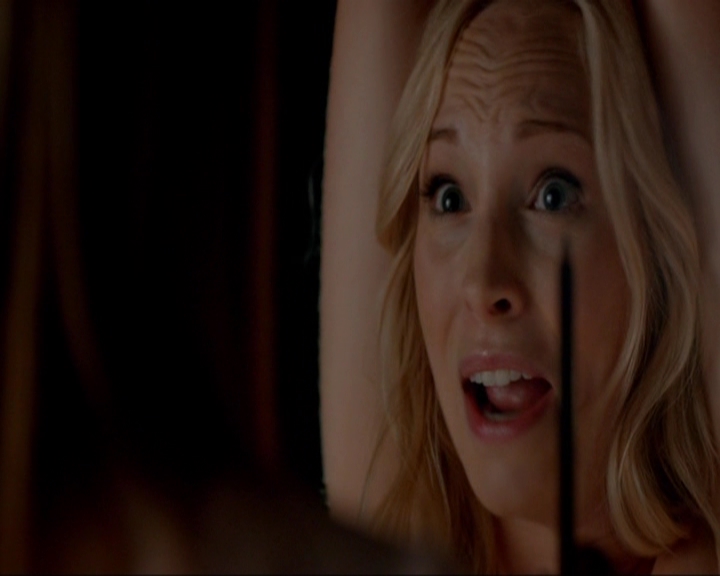 VampireDiariesWorld-dot-nl_7x02NeverLetMeGo0886.jpg