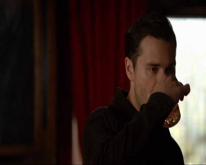 VampireDiariesWorld-dot-nl_7x02NeverLetMeGo0958.jpg