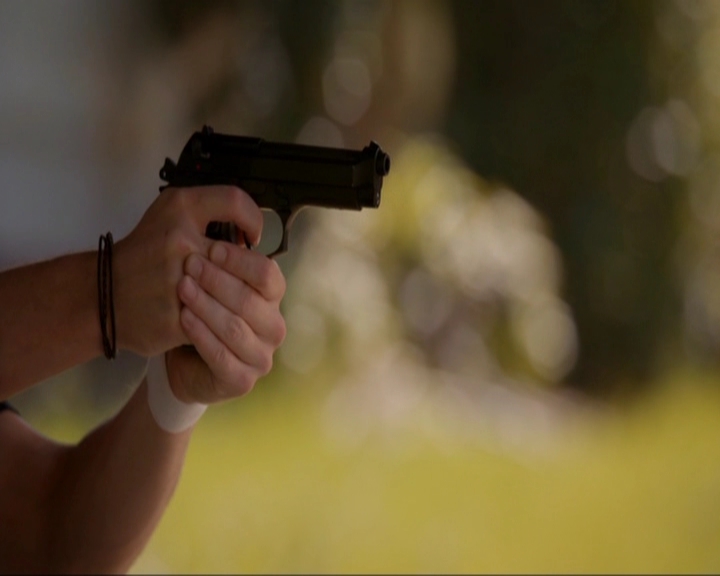 VampireDiariesWorld-dot-nl_7x02NeverLetMeGo1041.jpg