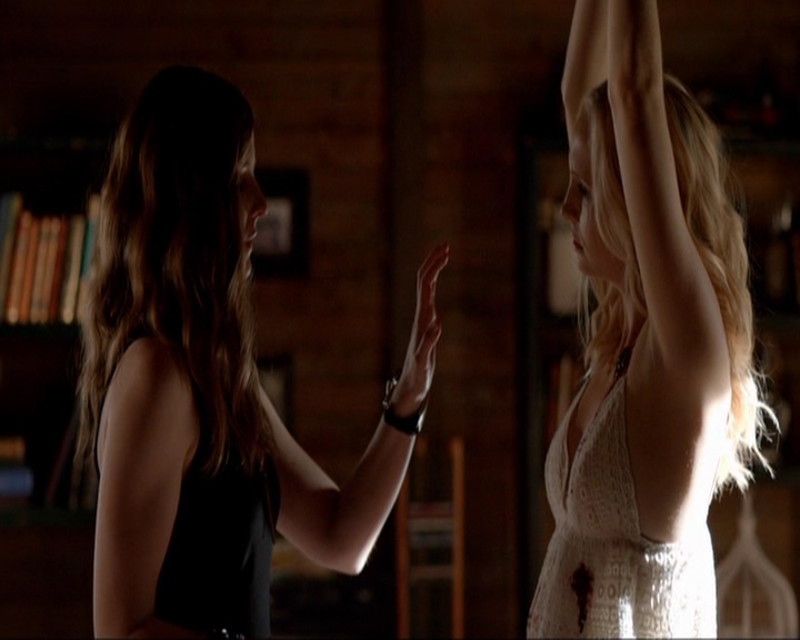 VampireDiariesWorld-dot-nl_7x02NeverLetMeGo1158.jpg