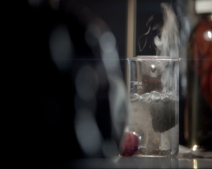 VampireDiariesWorld-dot-nl_7x02NeverLetMeGo1294.jpg
