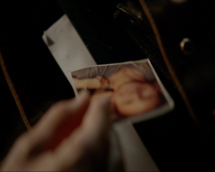 VampireDiariesWorld-dot-nl_7x02NeverLetMeGo1318.jpg