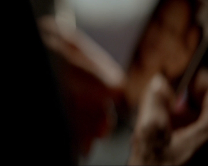 VampireDiariesWorld-dot-nl_7x02NeverLetMeGo1320.jpg
