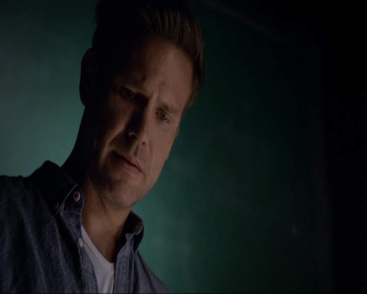 VampireDiariesWorld-dot-nl_7x02NeverLetMeGo1327.jpg
