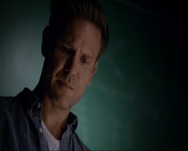 VampireDiariesWorld-dot-nl_7x02NeverLetMeGo1329.jpg