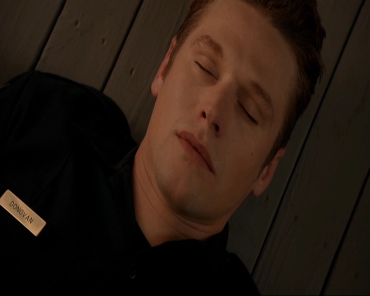 VampireDiariesWorld-dot-nl_7x02NeverLetMeGo1335.jpg