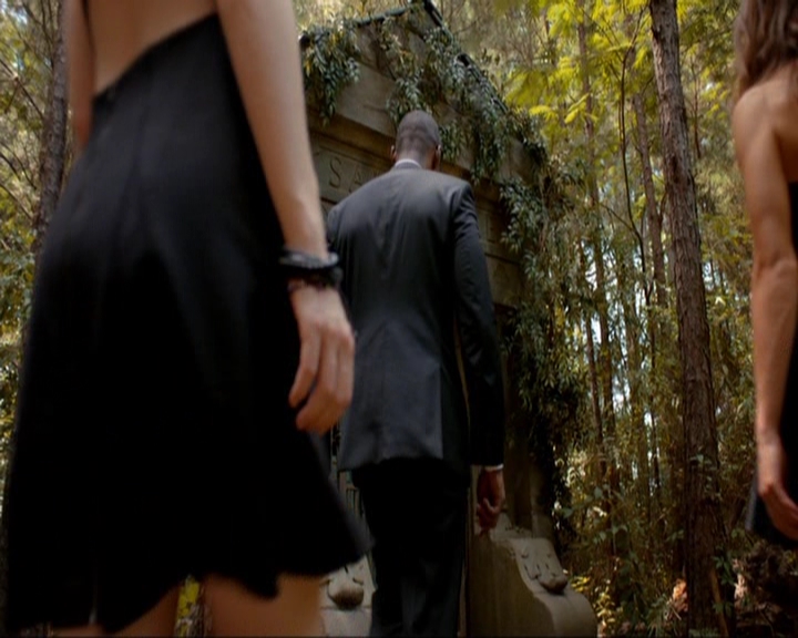 VampireDiariesWorld-dot-nl_7x02NeverLetMeGo1449.jpg